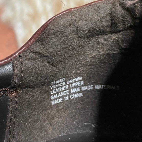 Axcess Liz Claiborne men’s leather loafer. Like new. Worn once. - Picture 6 of 6